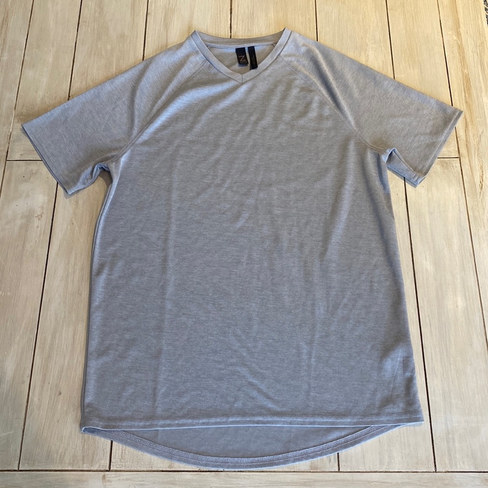 Z by Zella Men Gray V Neck Polyester Athletic Workout Shirt Small